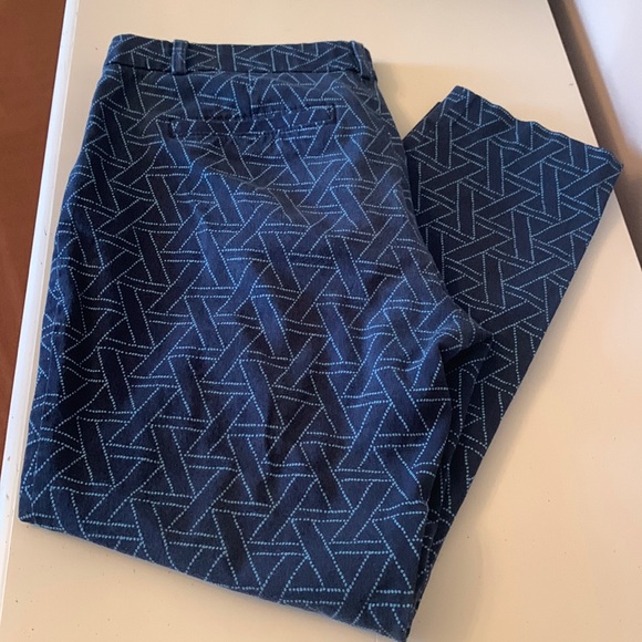 Banana Republic Factory Pants - Banana Republic Sloan Fit Patterned Geo Cropped Pants Size 8